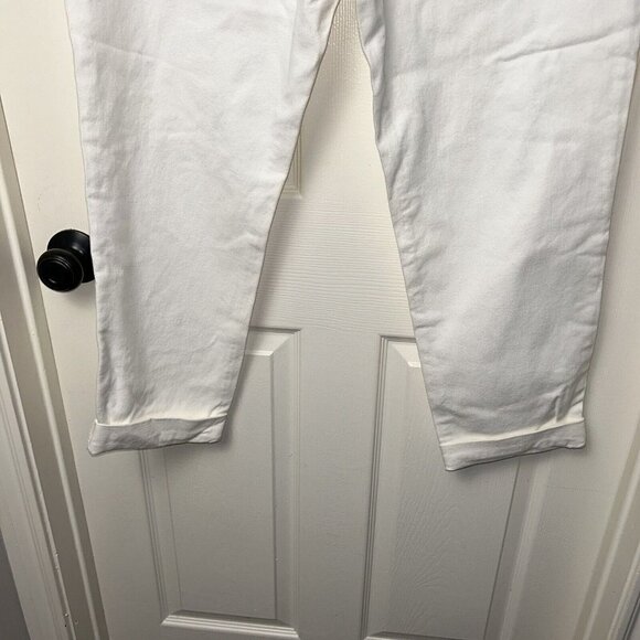 BDG Urban Outfitters White Mom High Rise Distressed Relaxed Fit Jeans size 31 - Picture 8 of 13